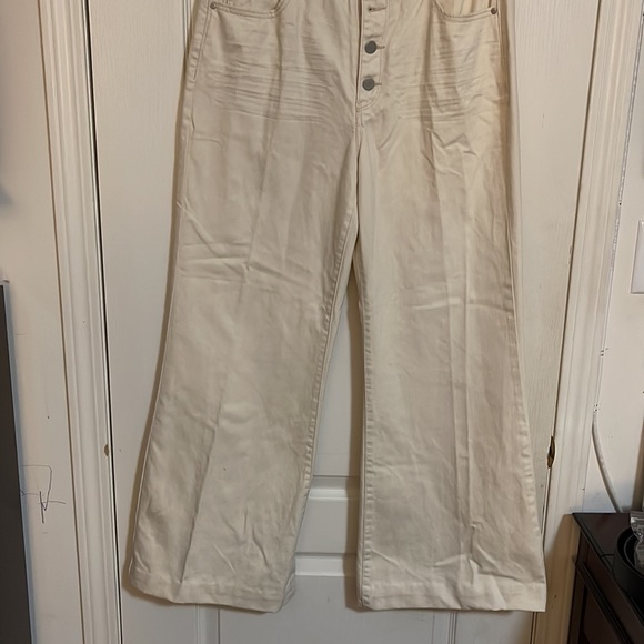COPY - Cream denim highrise flare pants - Picture 4 of 5